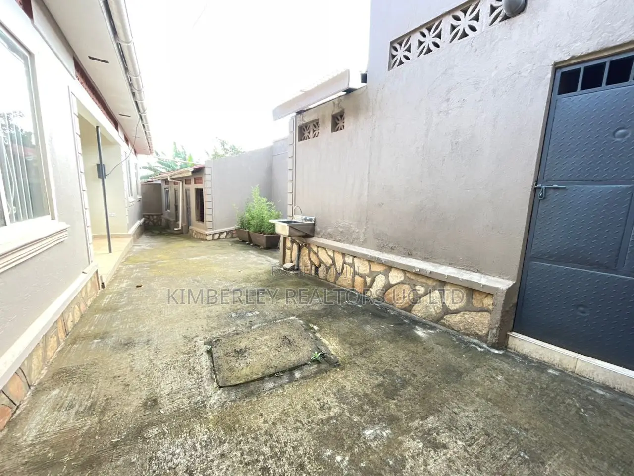 3bdrm Bungalow in Division A for sale in Division A