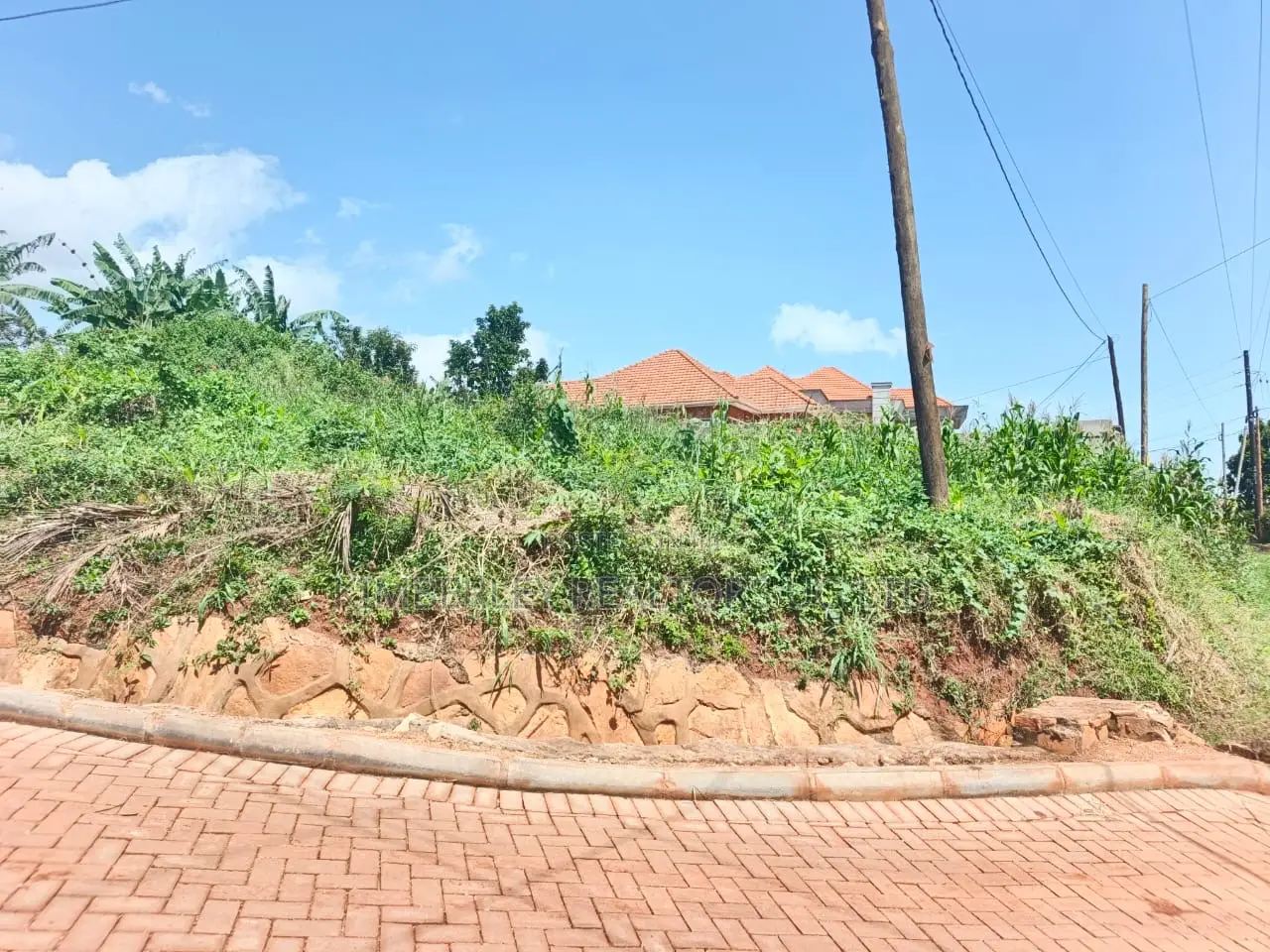 Hot Plot for Sale – Sonde Hill View Estate in Mukono TC