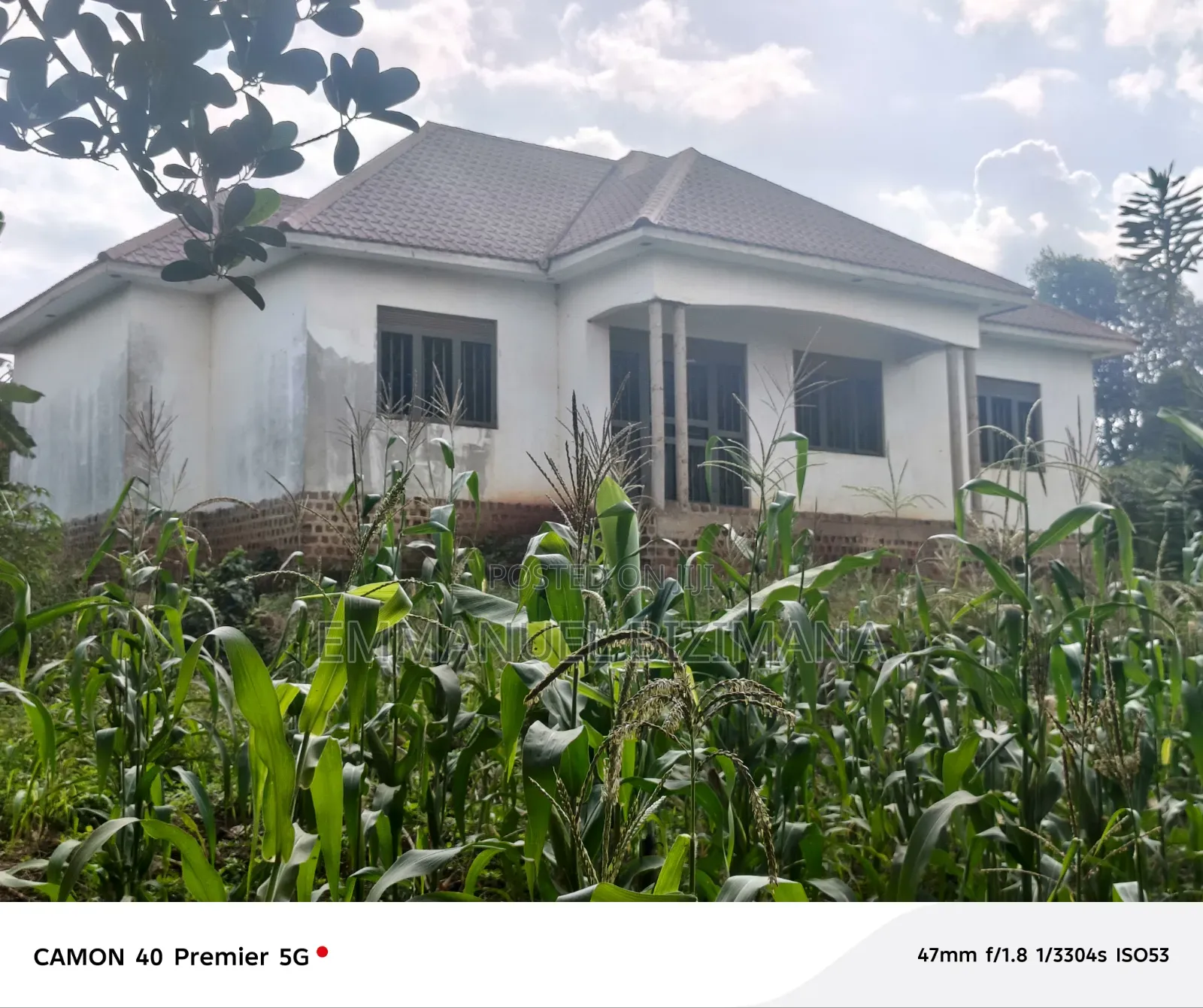 3bdrm Bungalow in Nabusugwe, Central Division for sale in Central Division