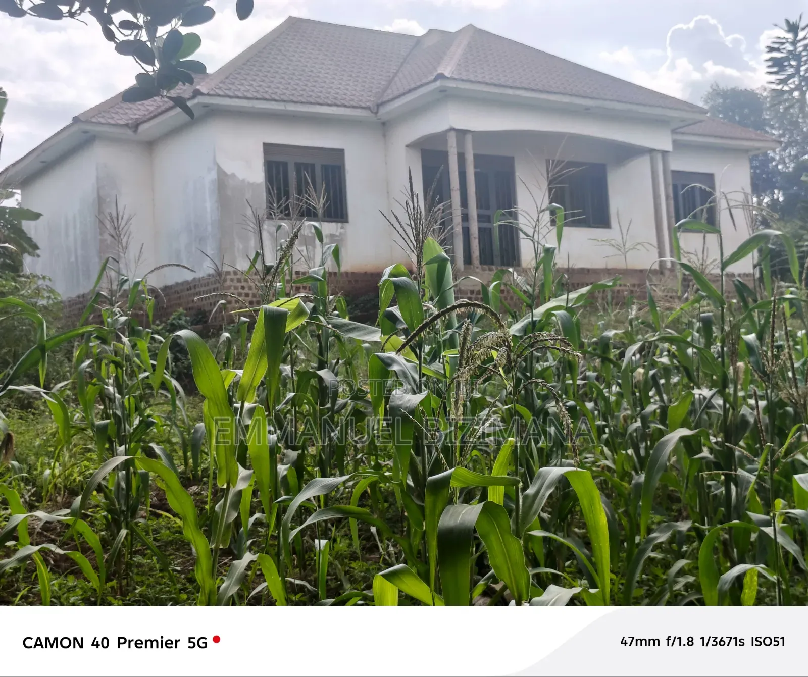 3bdrm Bungalow in Nabusugwe, Central Division for sale in Central Division
