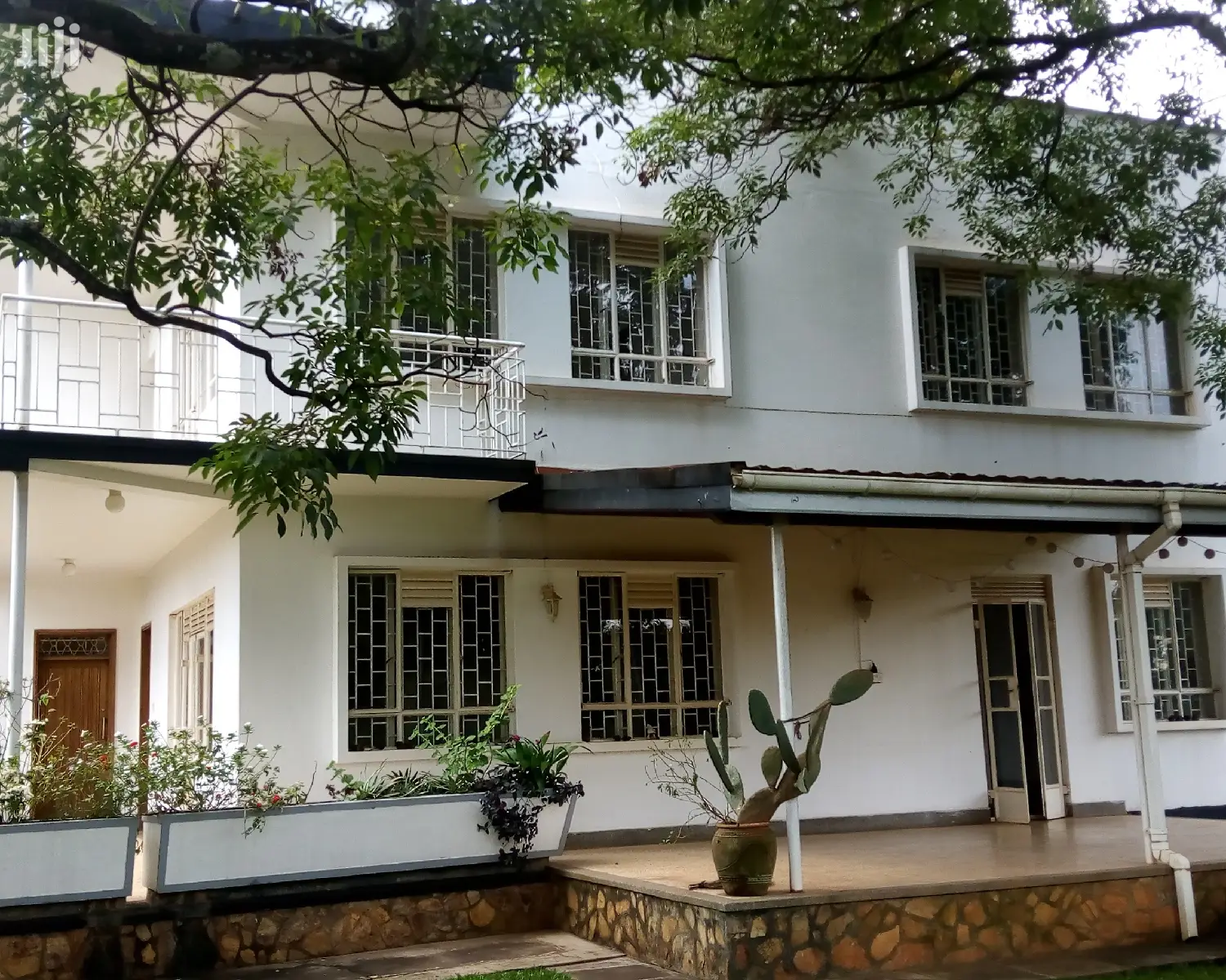 4bedrooms House Is Available for Rent in Kololo in Kampala