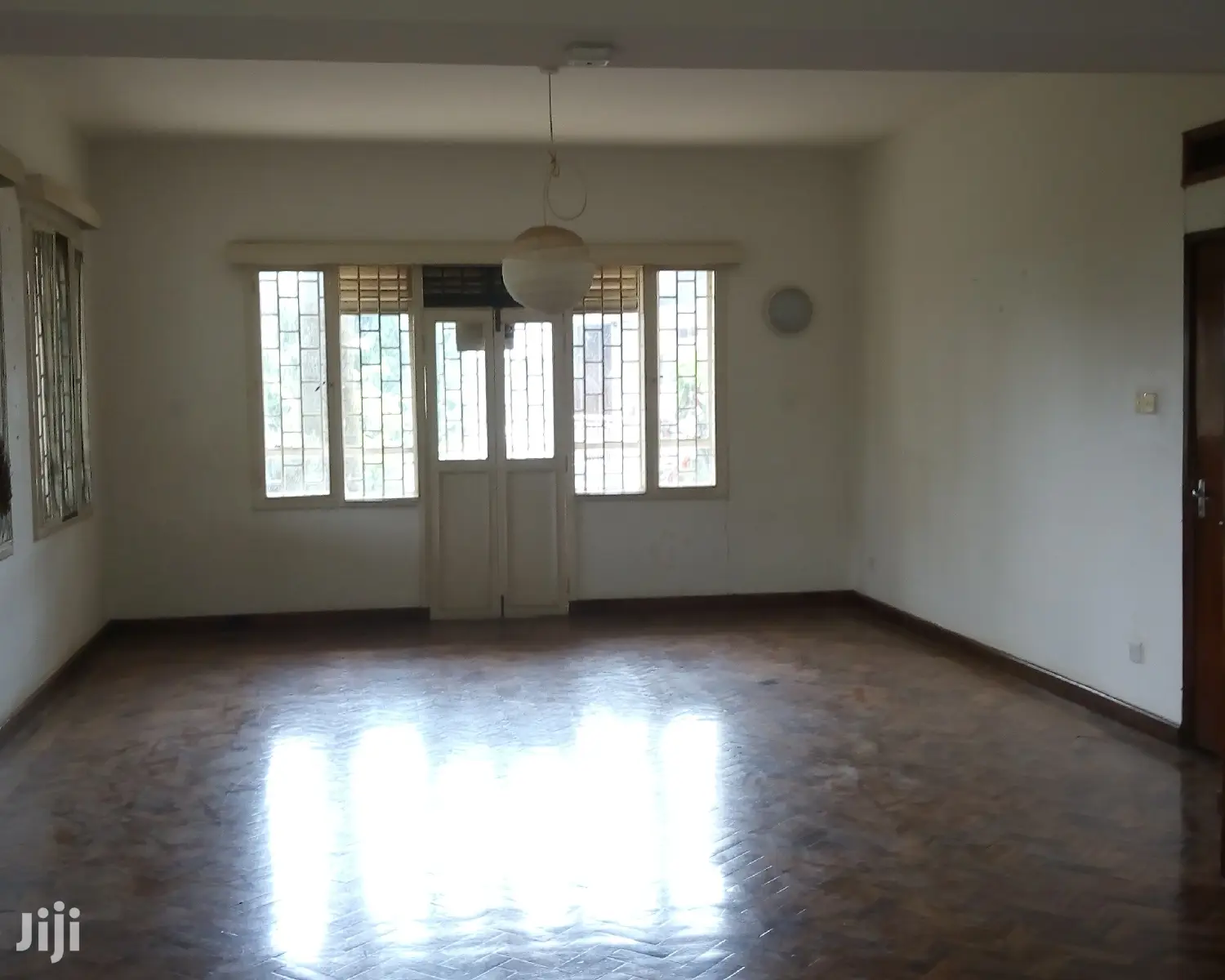4bedrooms House Is Available for Rent in Kololo in Kampala