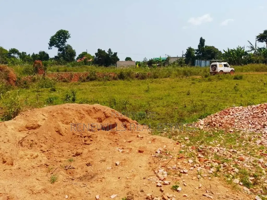 Plot for Sale 50 by 100ft in a Highly Developing Estate Kasanje Bulumb in Kasanje
