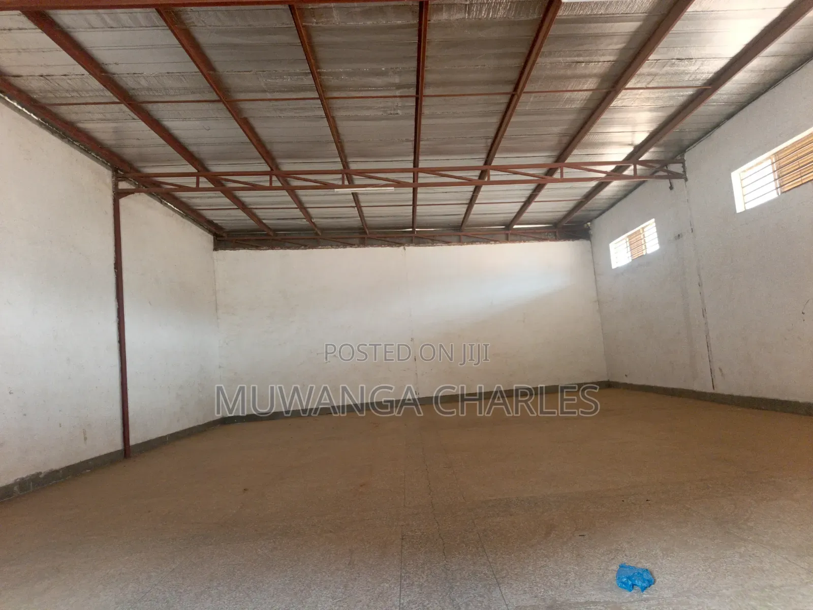 Warehouse for Rent in Namanve in Division A