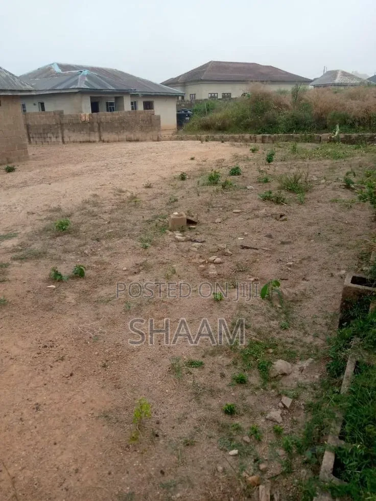 Titled 50*100 Land in Gayaza Vumba in Central Division