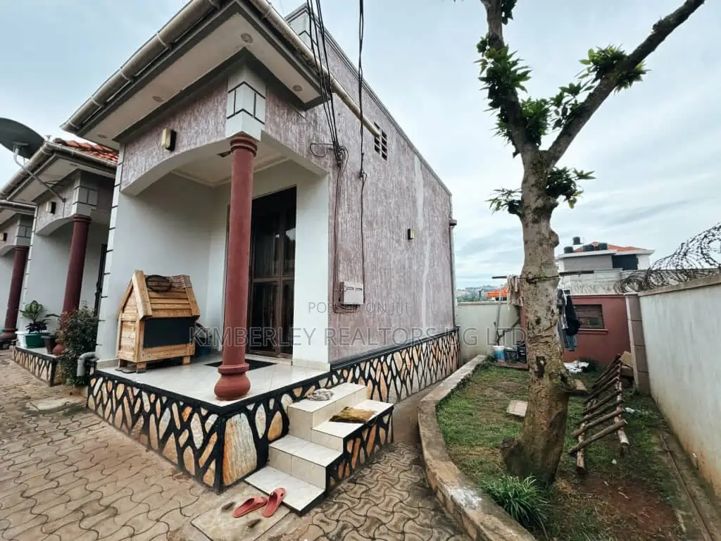 Furnished 1bdrm Duplex in Division A for sale in Division A