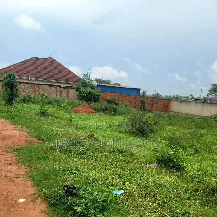 Kasangati Near Town 50*100 Plot in Wakiso / Wakiso