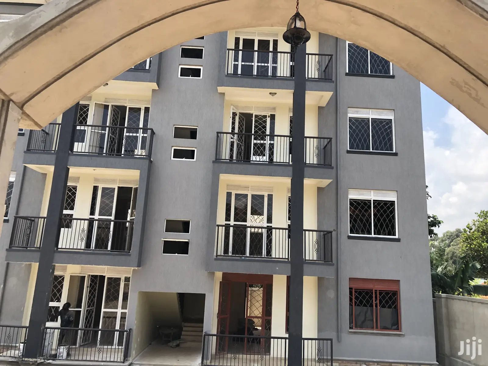 Kisaasi Apartment Building For Sell in Kampala
