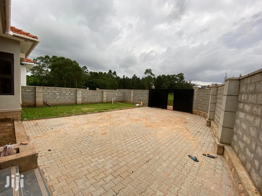 Posh House In Kira For Sell in Kampala