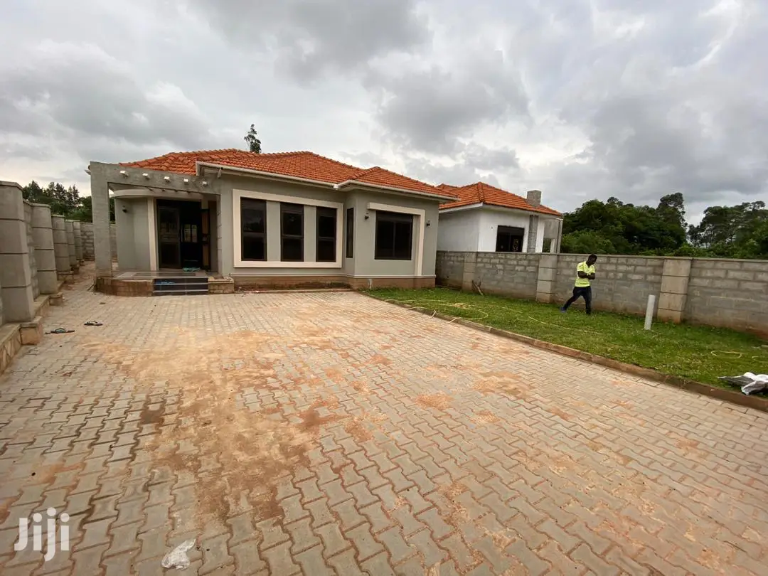 Posh House In Kira For Sell in Kampala