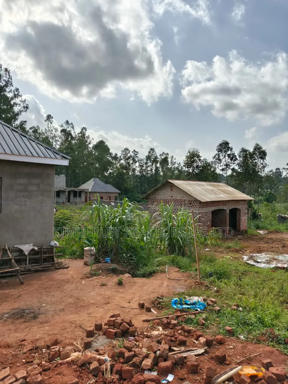 50 Decimals Prime Land – Namugongo Nsawo Estate At 250m in Kira