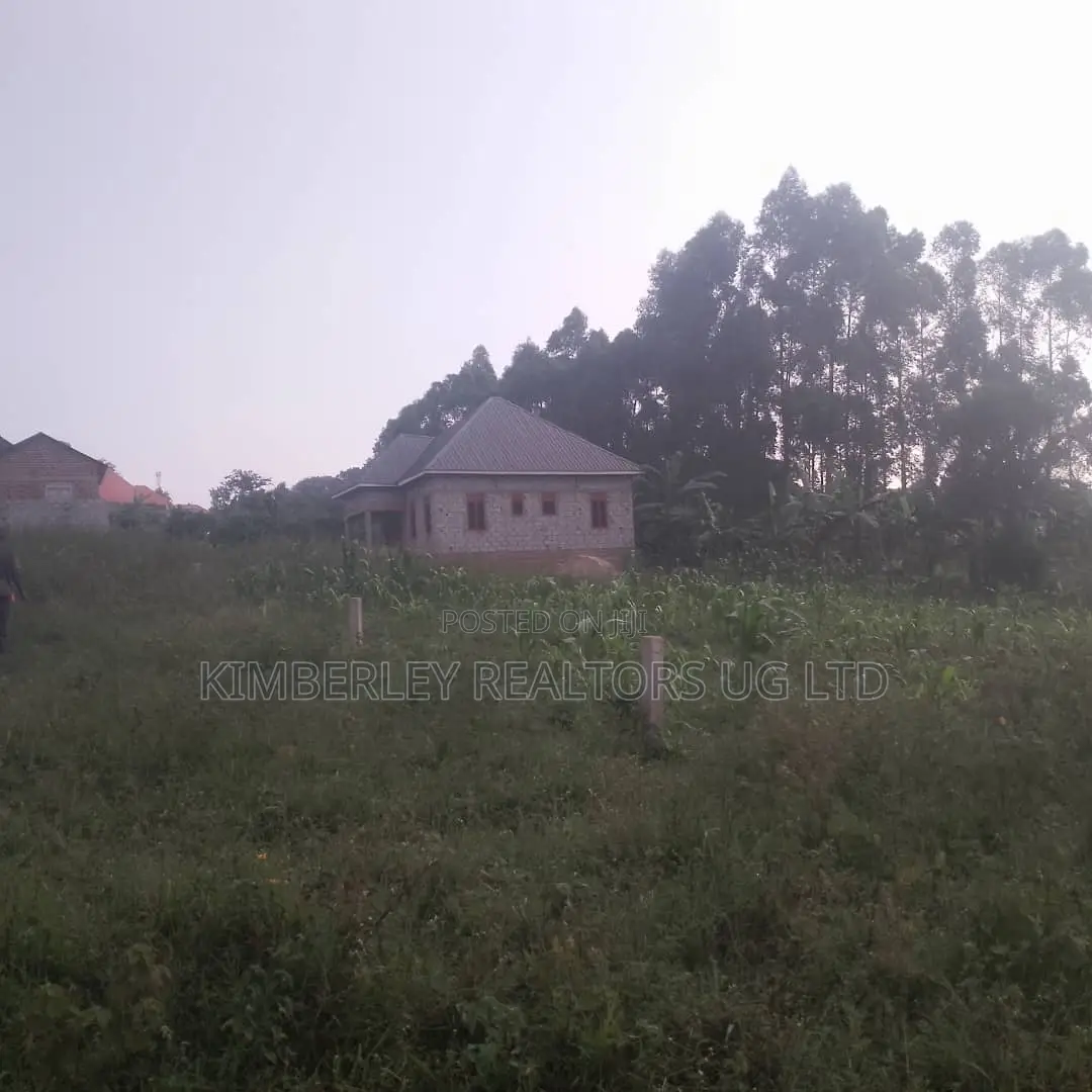 12 Decimals Residential Plots – Namugongo Jjogo At 25m in Goma