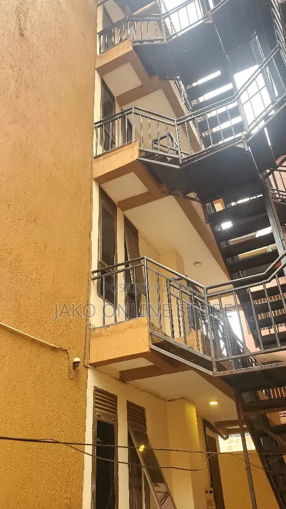 8bdrm Apartment in Makerere, Kawempe for sale in Kawempe