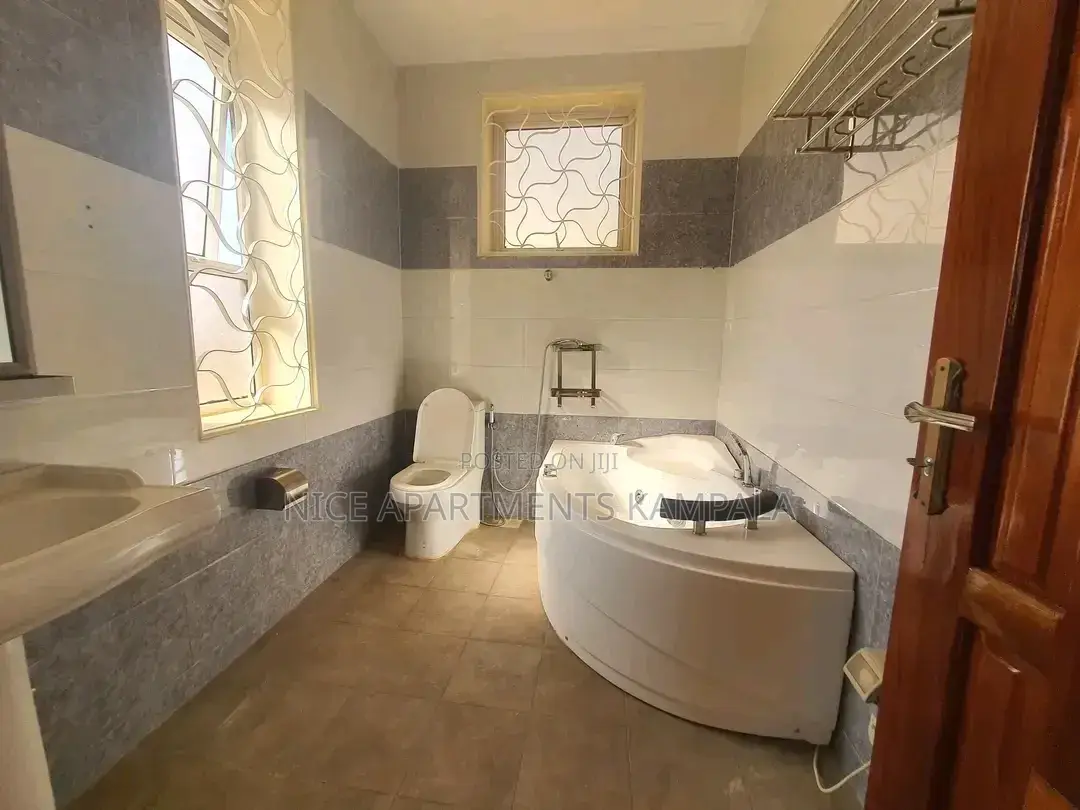 2bdrm Apartment in Rubaga, Central Division for rent in Central Division