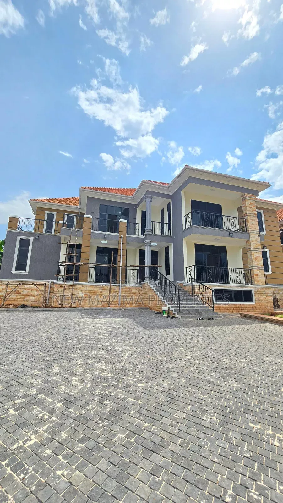 7bdrm Maisonette in Kigo, Central Division for sale in Central Division