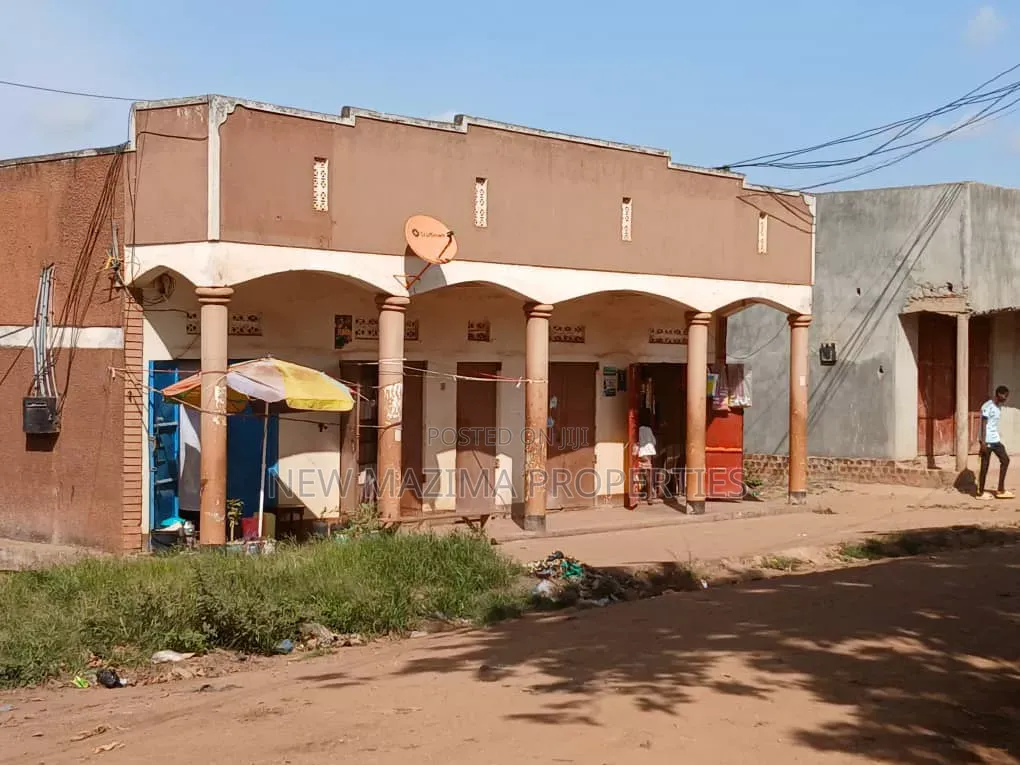 Verybusy Four Commercial Shops With Residential Home Onsale With Title in Central Division