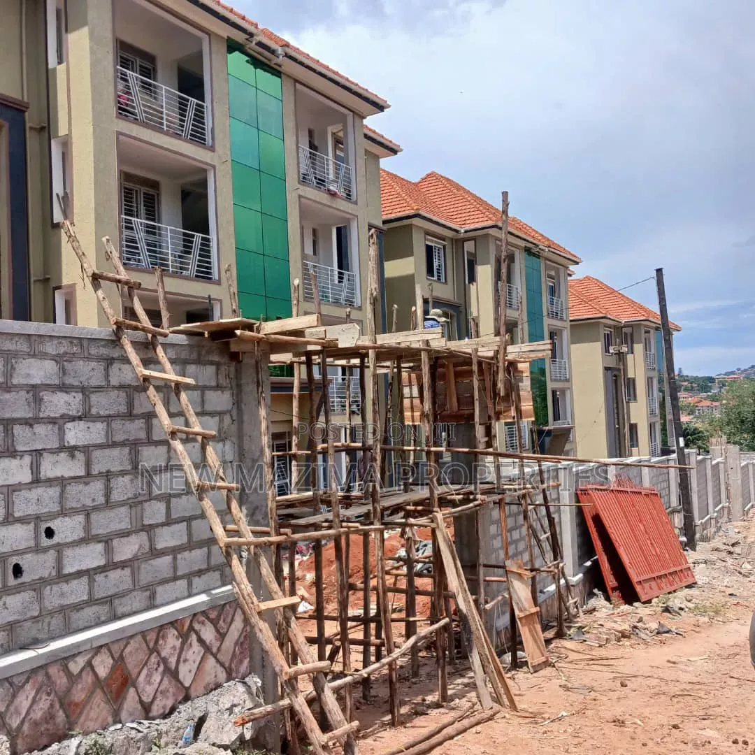 8bdrm Block of Flats in Muyenga Heights, Central Division for sale in Central Division