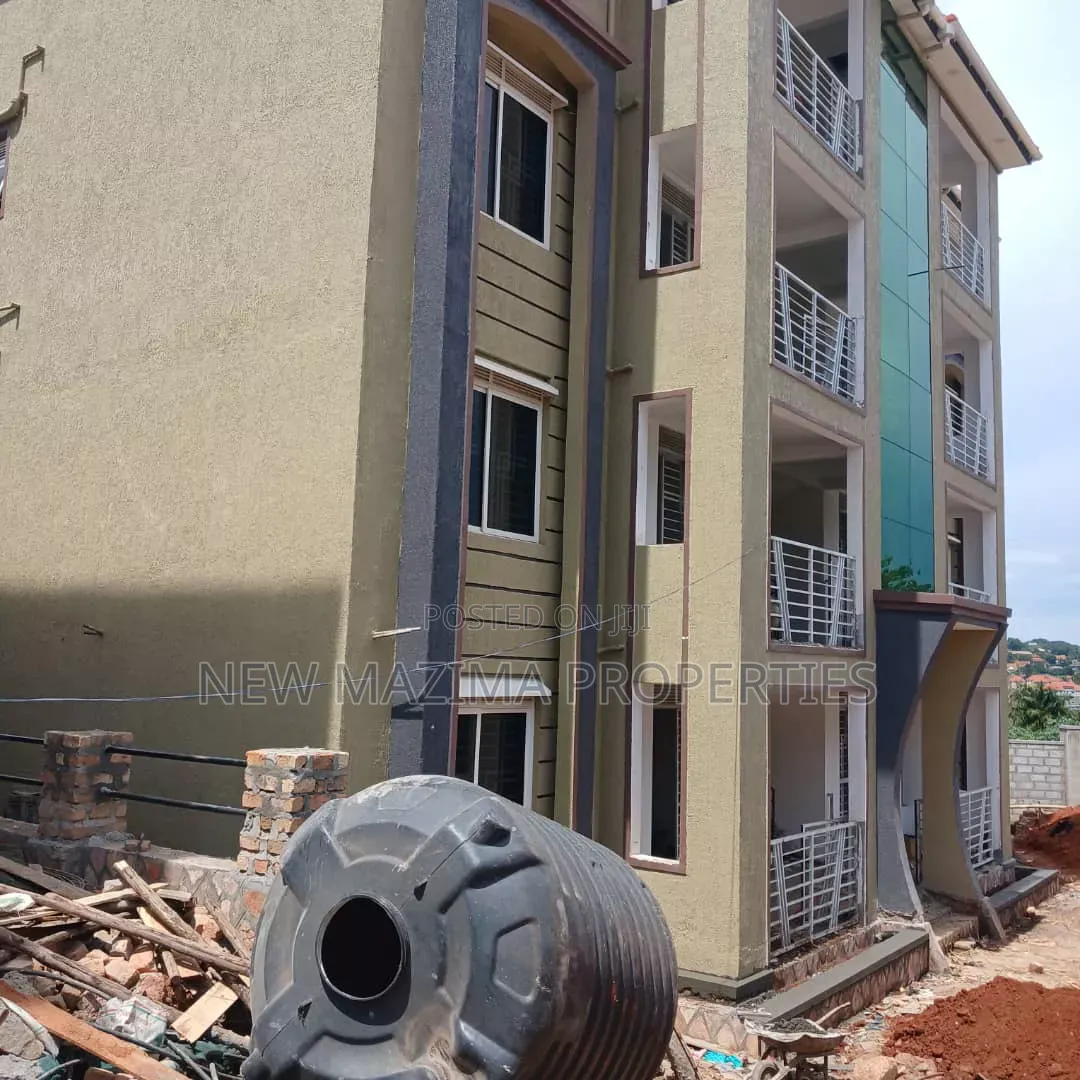 8bdrm Block of Flats in Muyenga Heights, Central Division for sale in Central Division