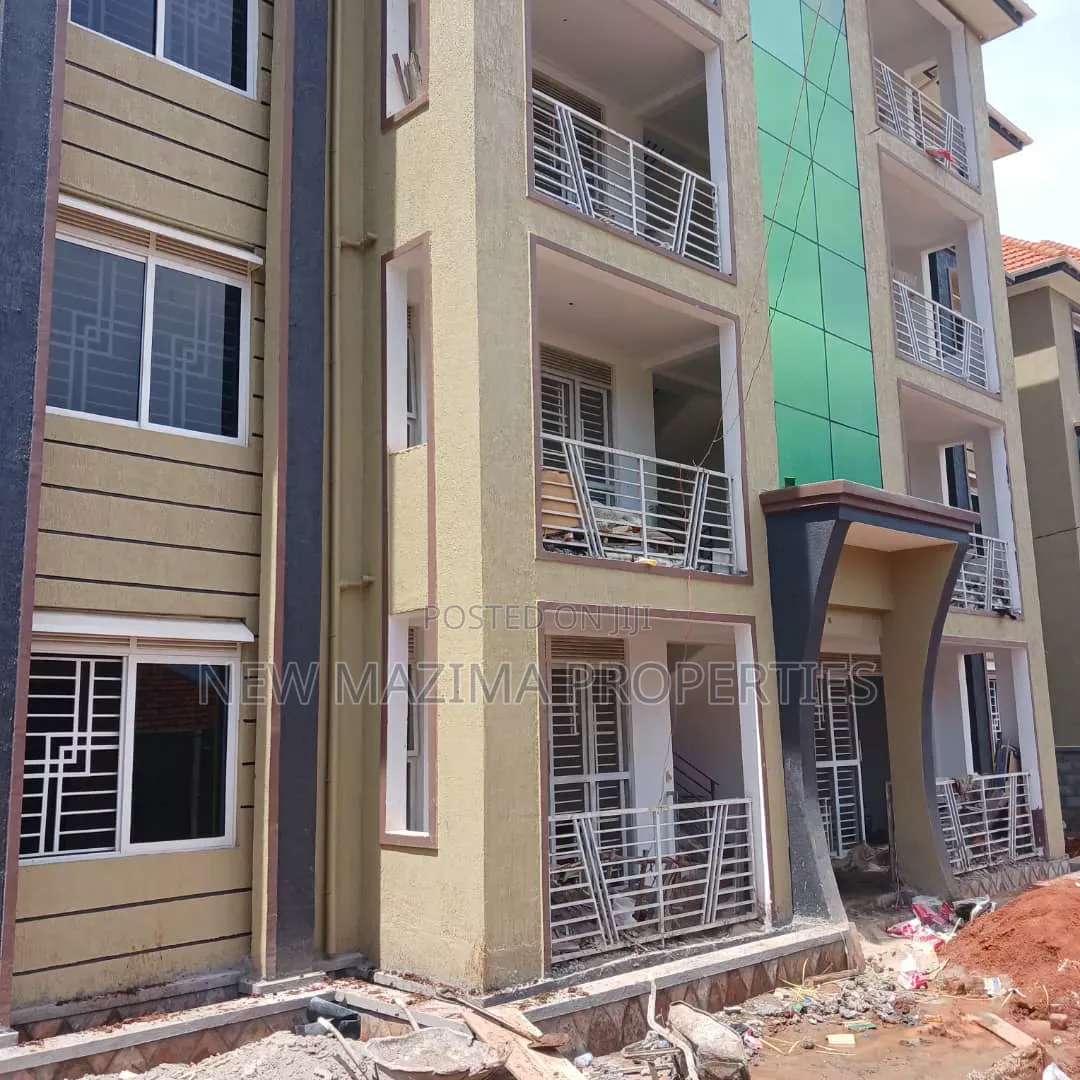 8bdrm Block of Flats in Muyenga Heights, Central Division for sale in Central Division