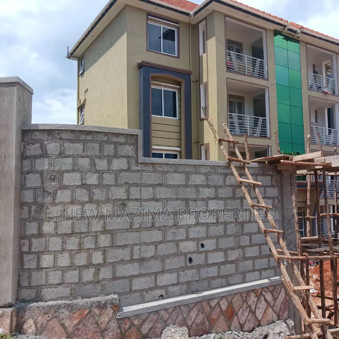 8bdrm Block of Flats in Muyenga Heights, Central Division for sale in Central Division