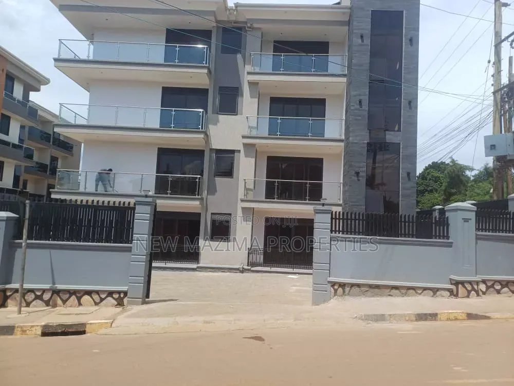 8bdrm Block of Flats in Bunga Heights, Central Division for sale in Central Division