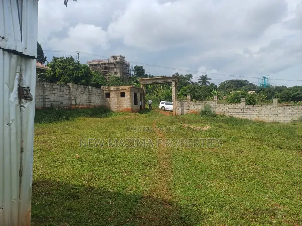 Prime Plot on Forced Sale in Heart Bwebajja Near Akhright City in Central Division