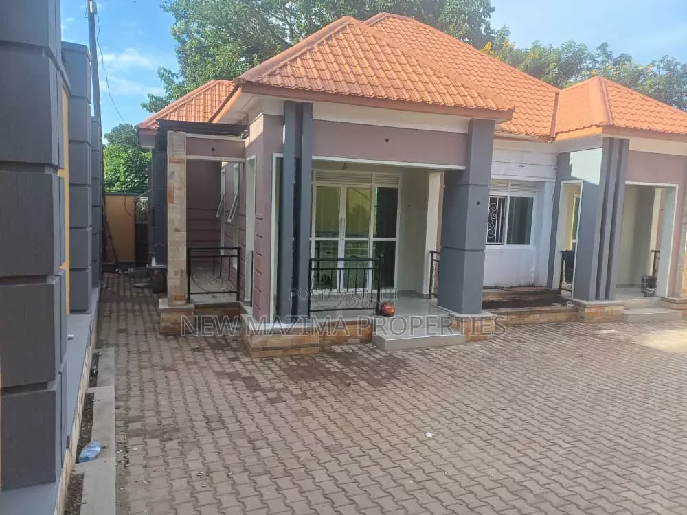 3bdrm Bungalow in Buziga Konge, Central Division for sale in Central Division