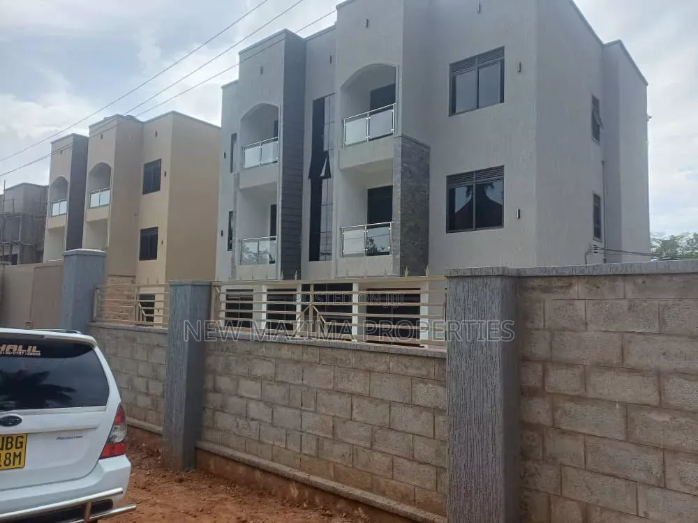 6bdrm Block of Flats in Lubowa Quality, Central Division for sale in Central Division