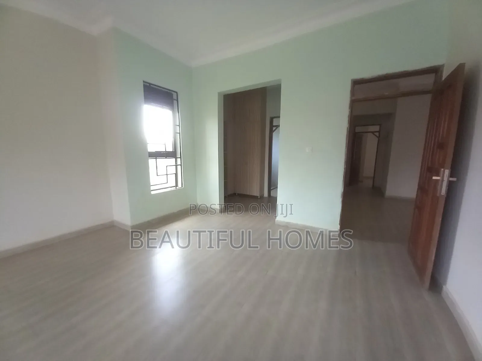Furnished 4bdrm House in Kira All Tarmack for sale in Kira