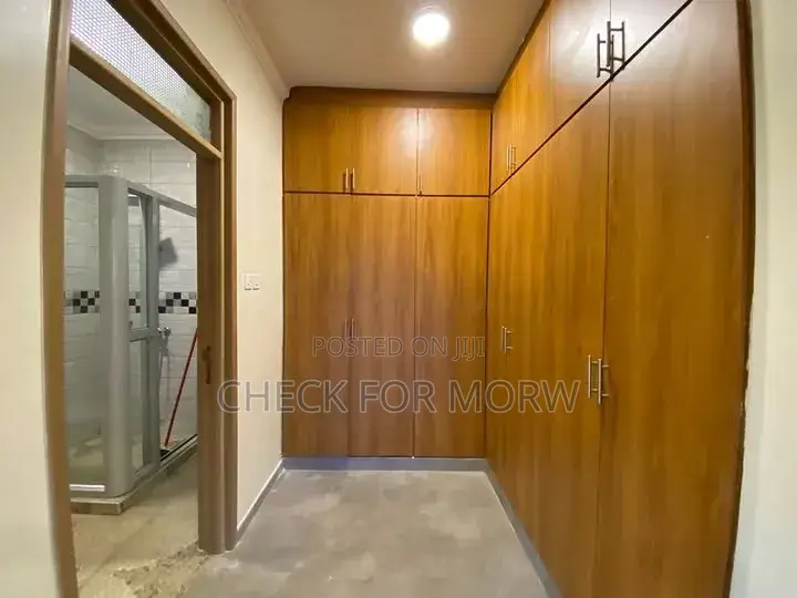 3bdrm Apartment in Bugolobi, Central Division for rent in Central Division