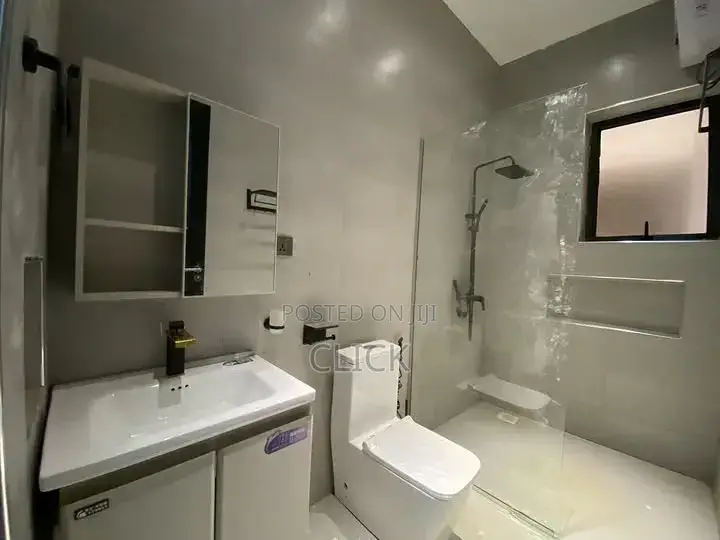 3bdrm Apartment in Bukoto, Central Division for rent in Central Division