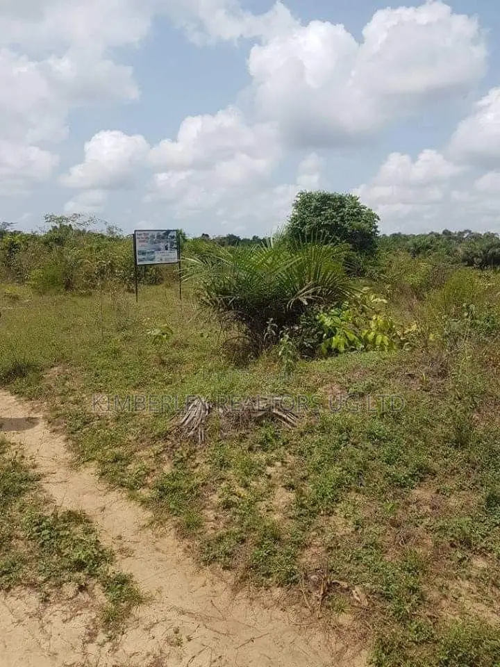 Gayaza Bugema Express Road Estate At 35m in Kalagala
