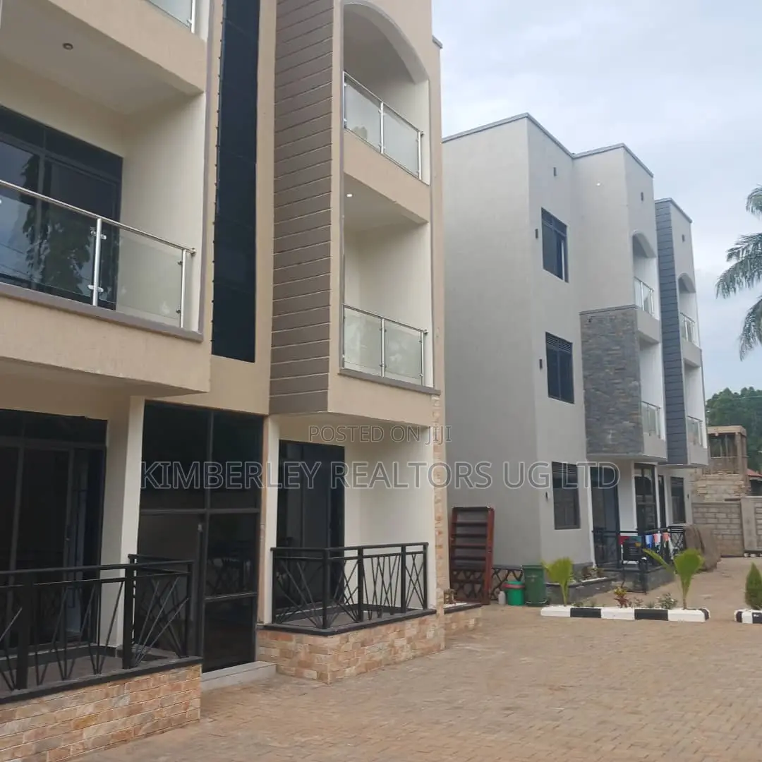 6bdrm Apartment in Division A for sale in Division A