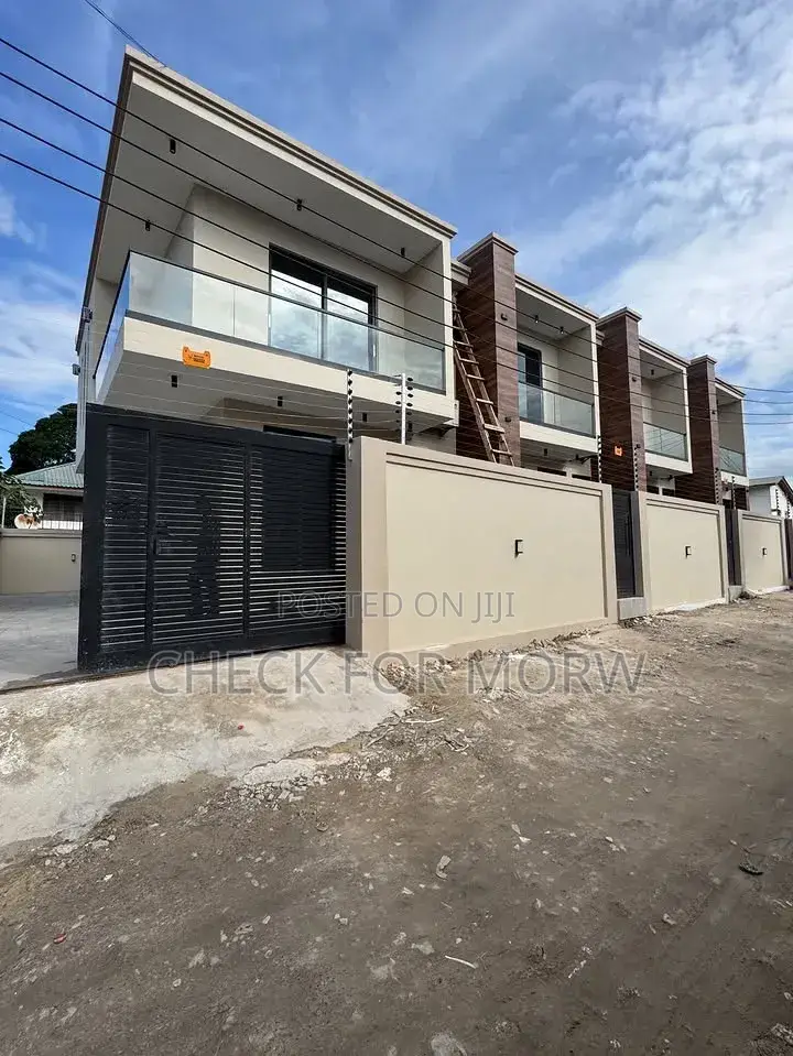 3bdrm Apartment in Bugolobi, Central Division for rent in Central Division
