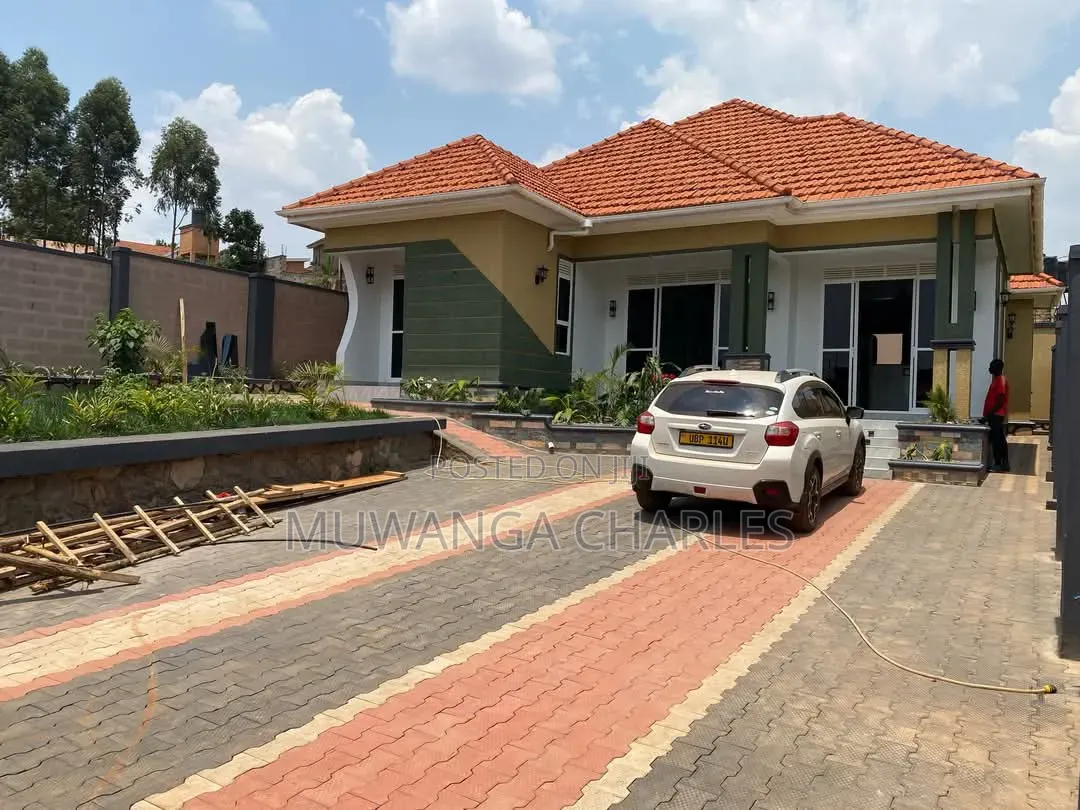 4bdrm Bungalow in Fs Properties Ltd, Nakawa for sale in Nakawa