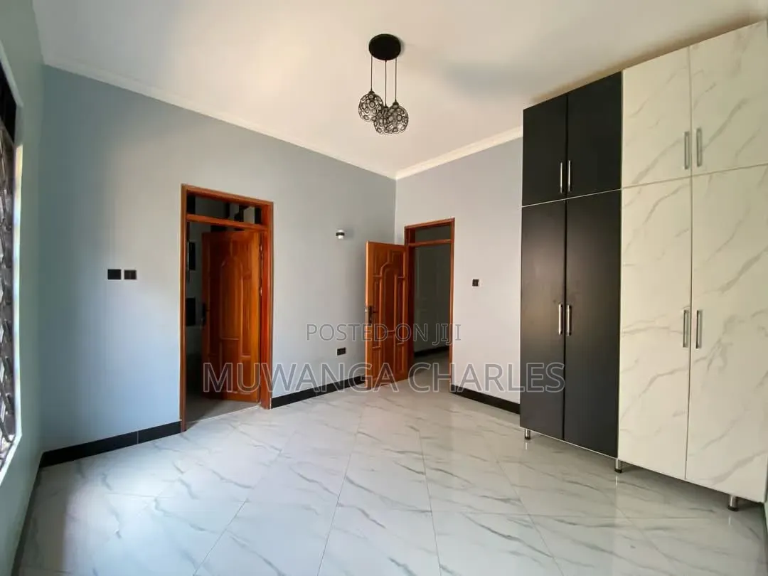 4bdrm Bungalow in Fs Properties Ltd, Nakawa for sale in Nakawa