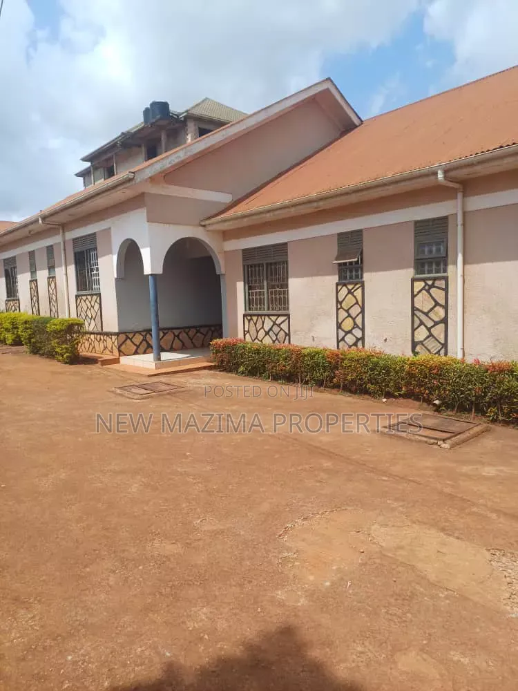 Arleady Working Hotel on Forced Sale in Heart of Ntebe Heights in Central Division