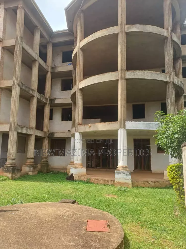 Arleady Working Hotel on Forced Sale in Heart of Ntebe Heights in Central Division
