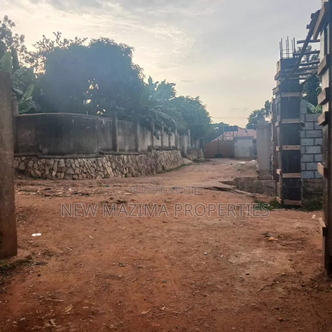 Kansanga Pride Plot With Ready Private Title Forcedsale at Give Prices in Central Division