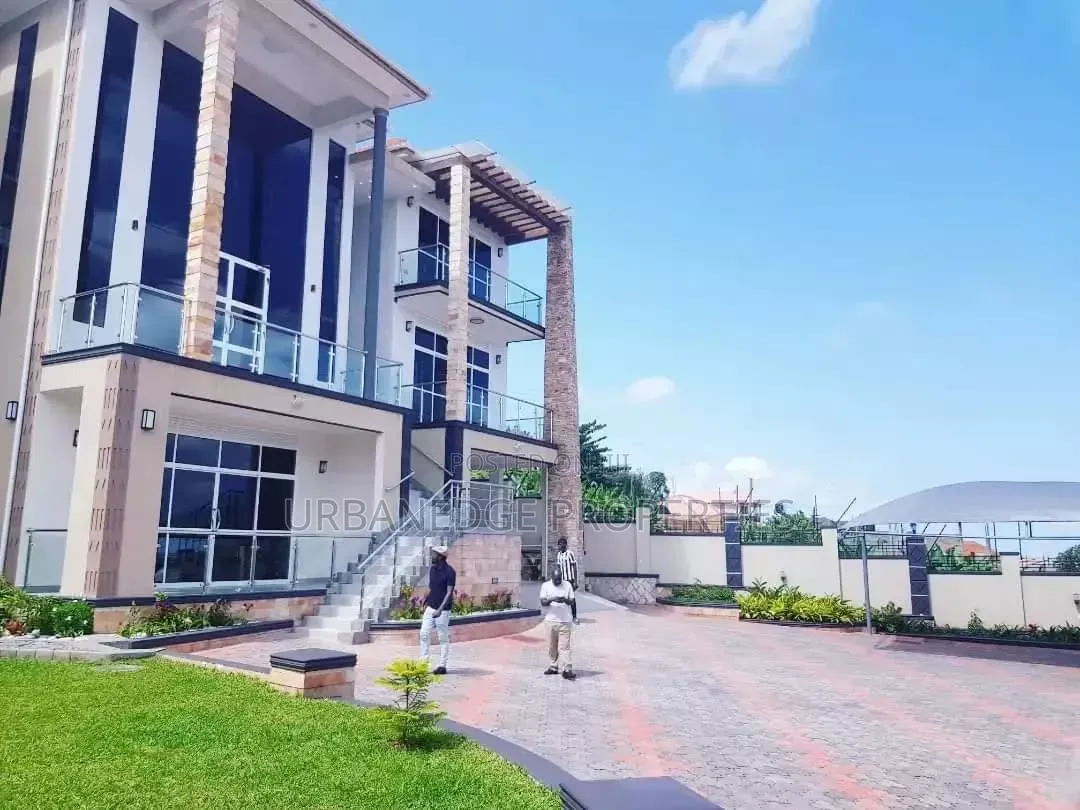 6bdrm Mansion in Lubowa, Central Division for rent in Central Division