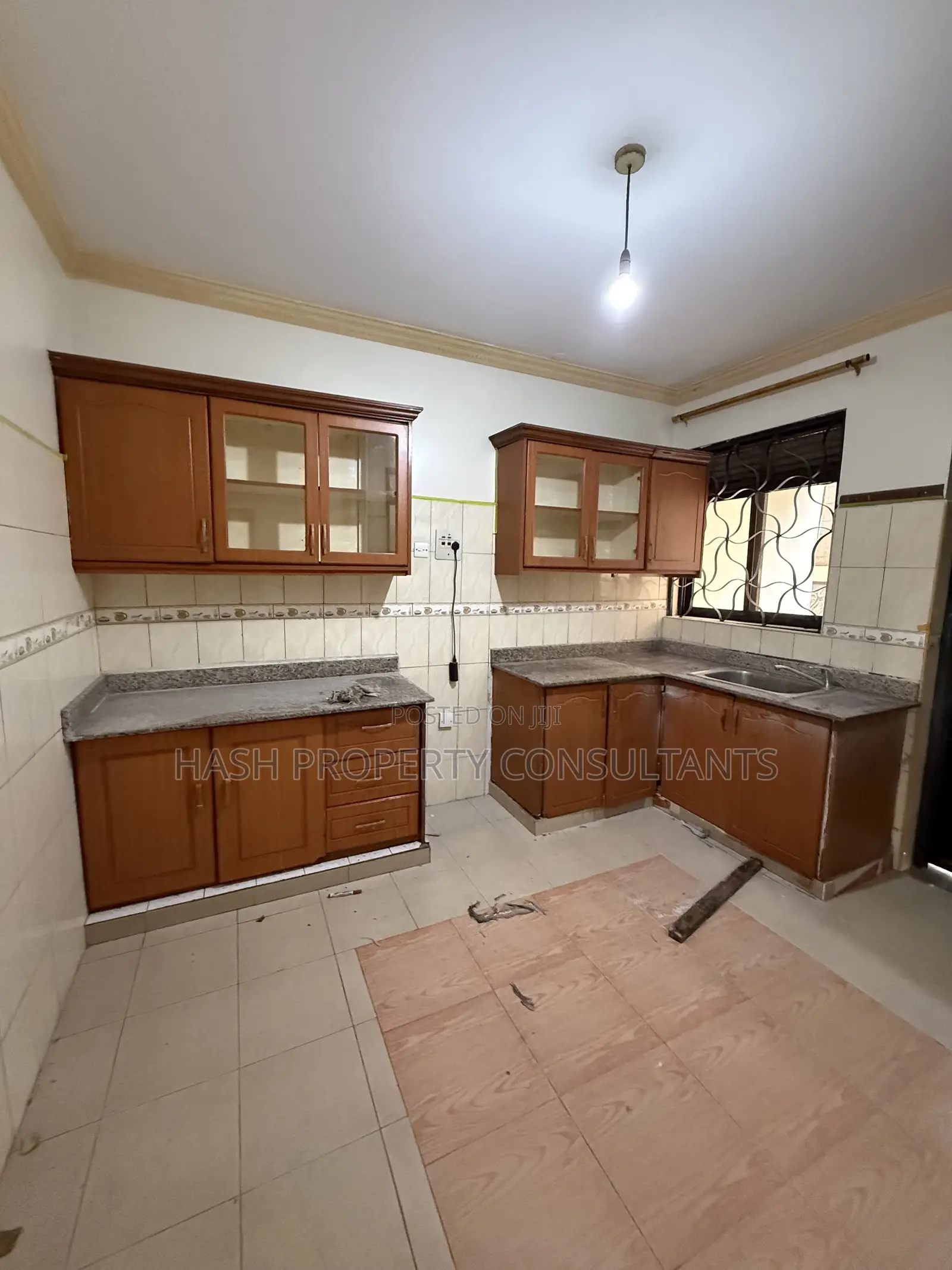 3bdrm Apartment in Muyenga, Central Division for rent in Central Division
