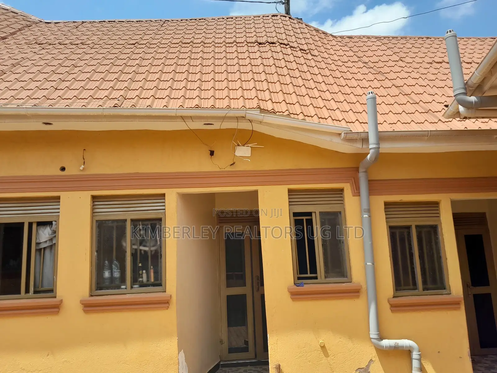 3 Shops 3 Single Self-contained Rooms – Nansana At 320m in Nabweru
