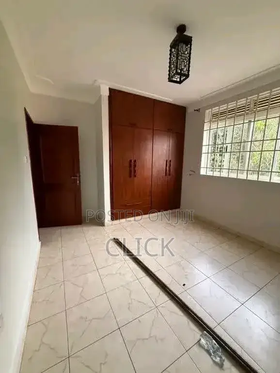 3bdrm Apartment in Bugolobi, Central Division for rent in Central Division