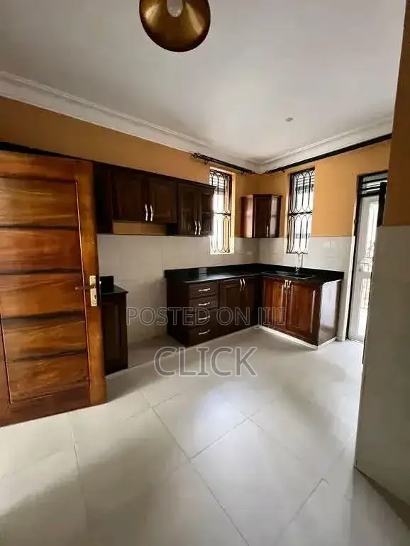 3bdrm Apartment in Mbuya, Central Division for rent in Central Division