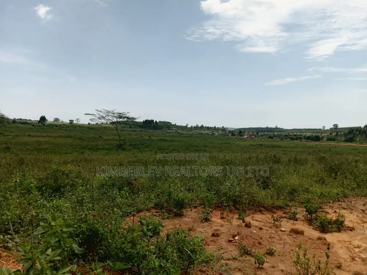 Plot on Quick Sale – Nsanji, Masaka Road in Nsangi