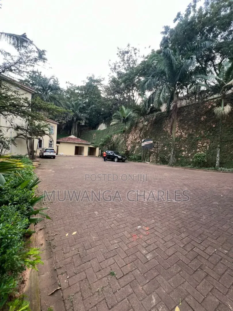 1.1acres Available for Sale in Kololo in Central Division
