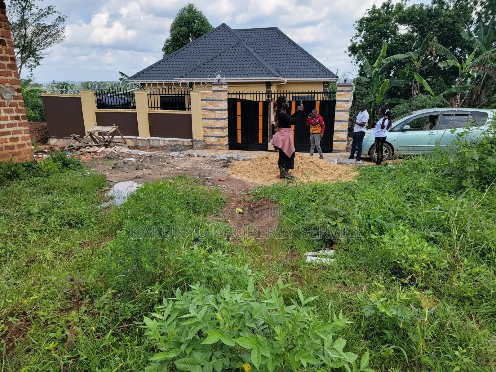 Kakiri, Titied Plots in Kakiri