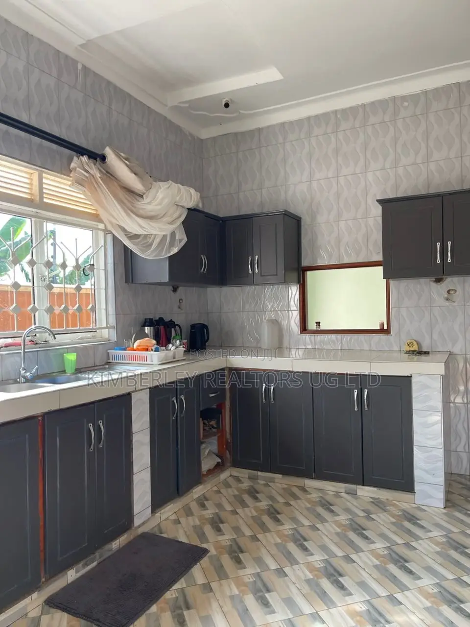 4bdrm Bungalow in Kira Municipality, Division A for sale in Division A