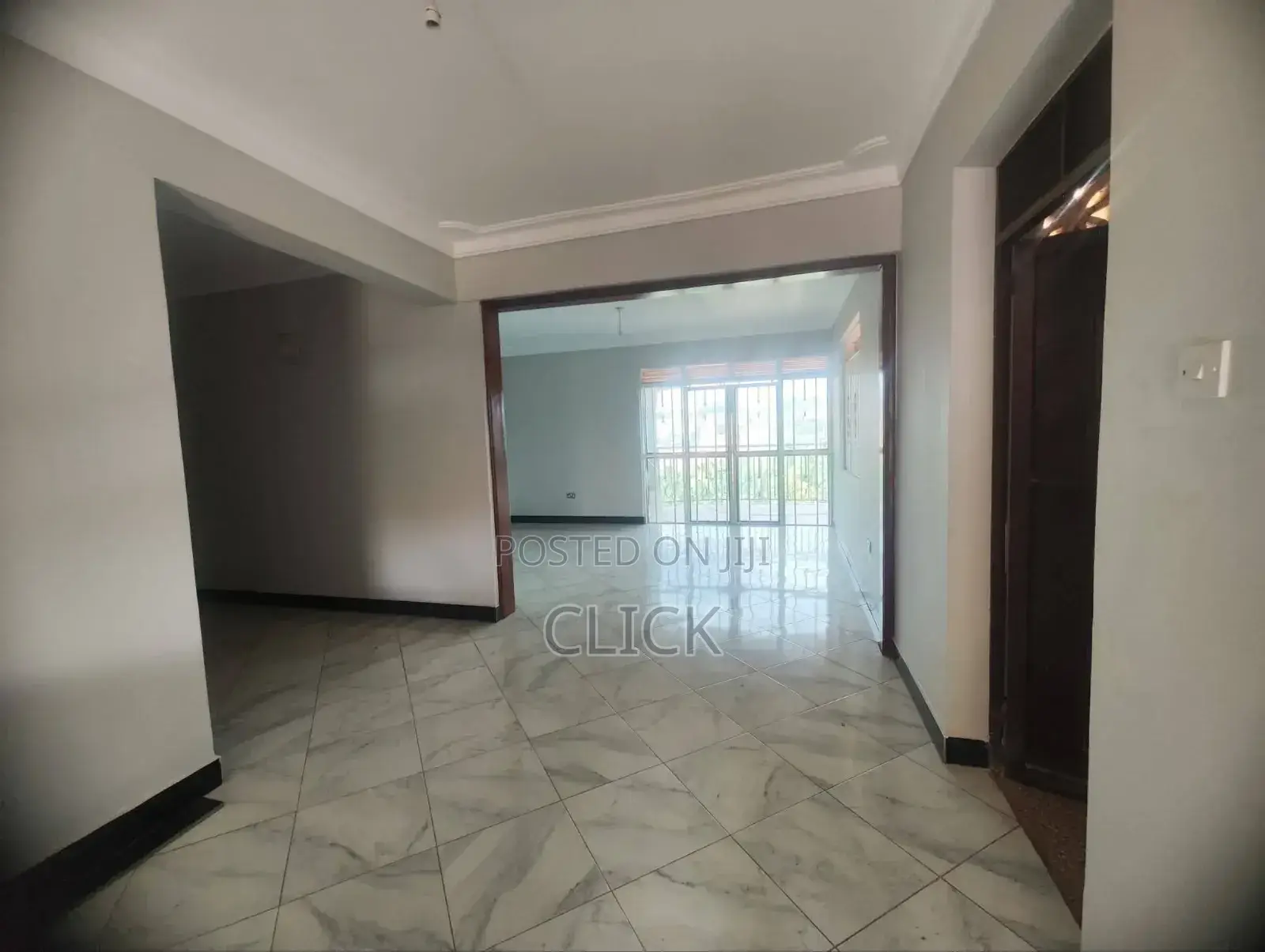 6bdrm Duplex in Kira, Central Division for sale in Central Division