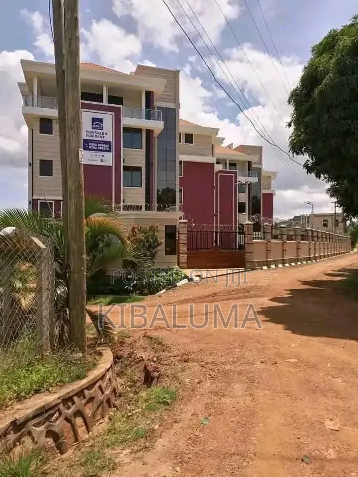 3bdrm Apartment in Mutundwe, Central Division for rent in Central Division